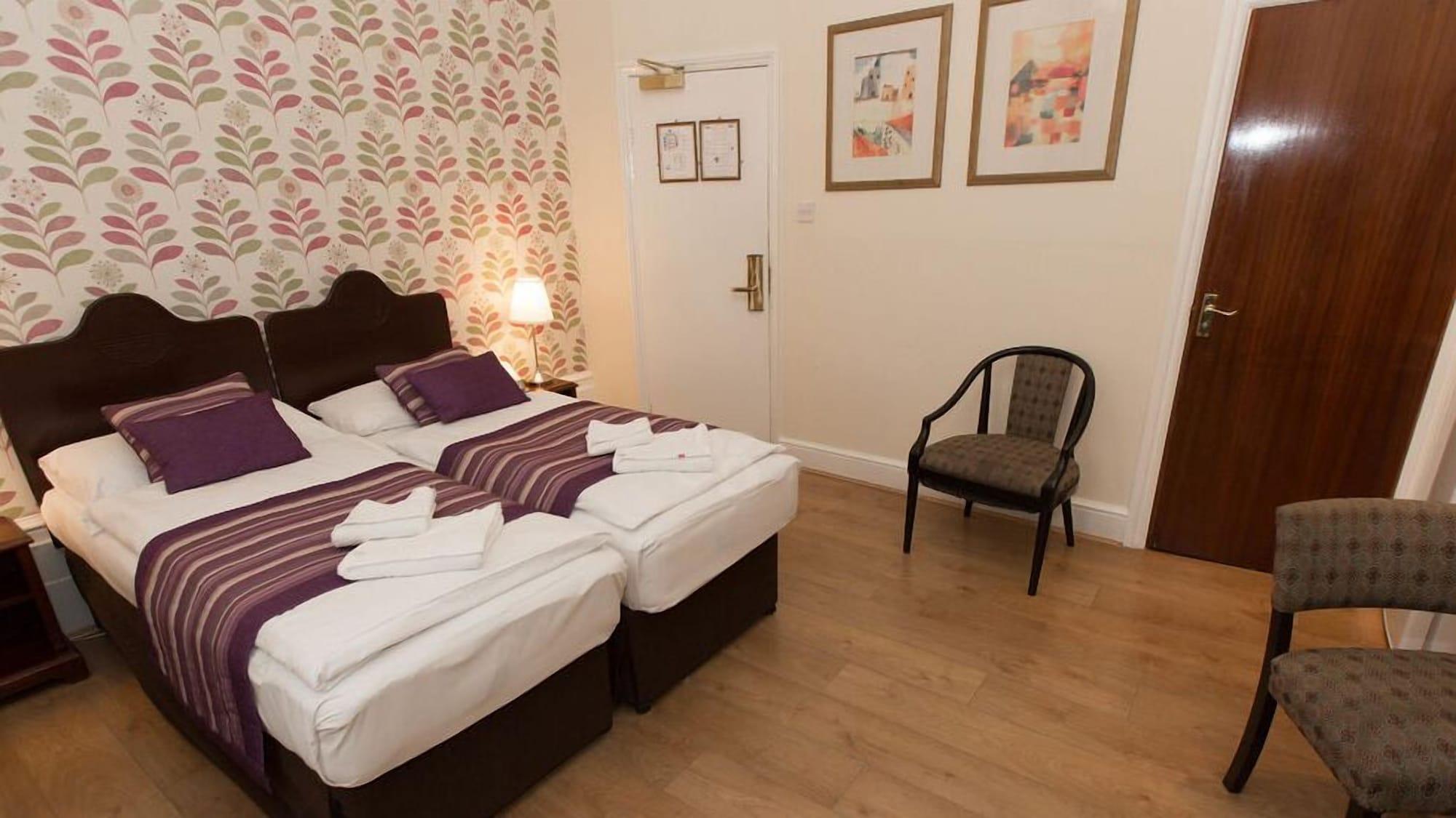 Dolphin Hotel London Exterior photo
