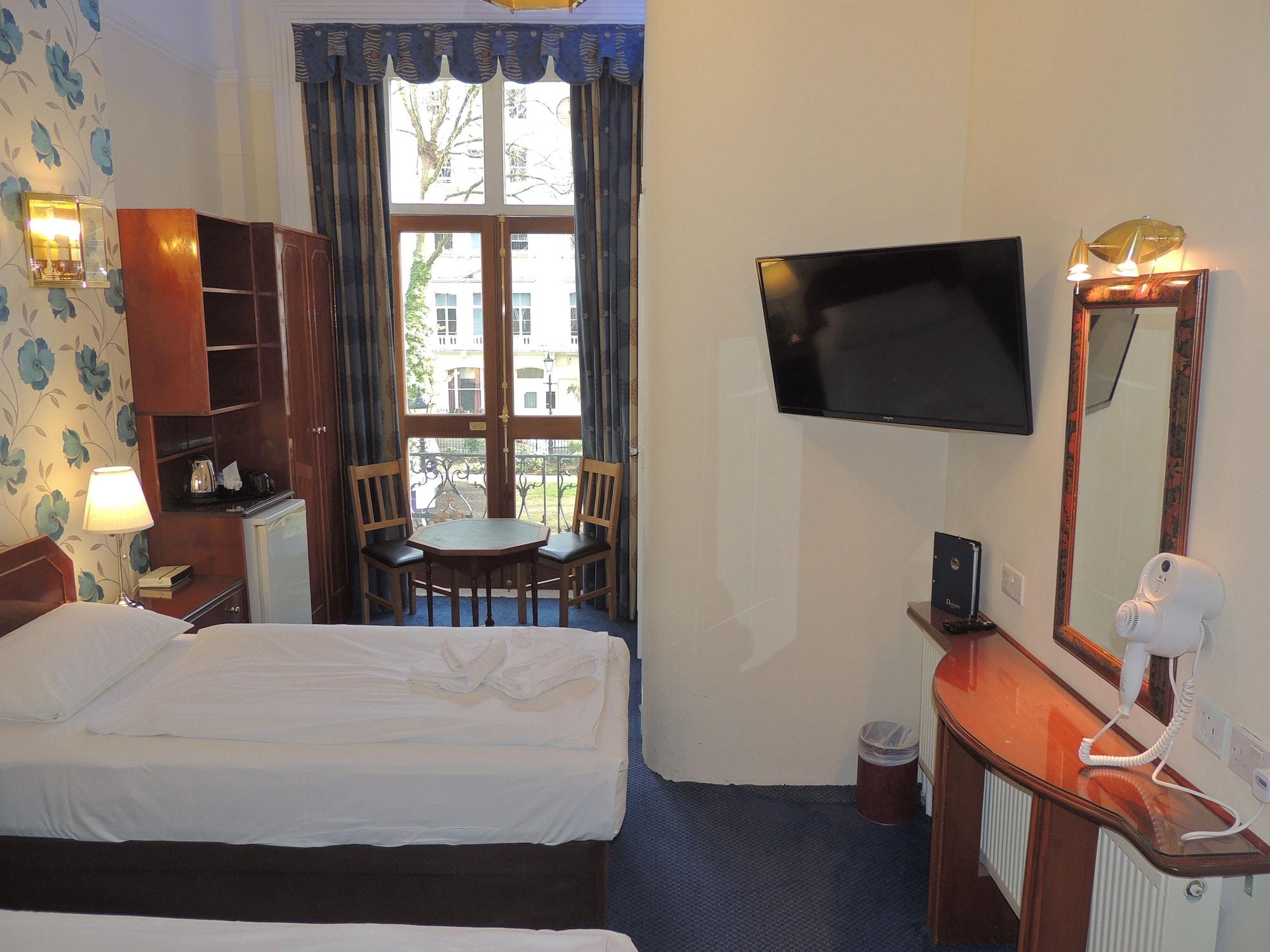 Dolphin Hotel London Exterior photo